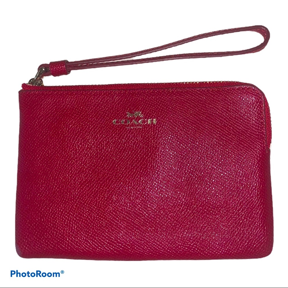 Coach Small Red Pebbled Leather Corner Zip Wristlet
